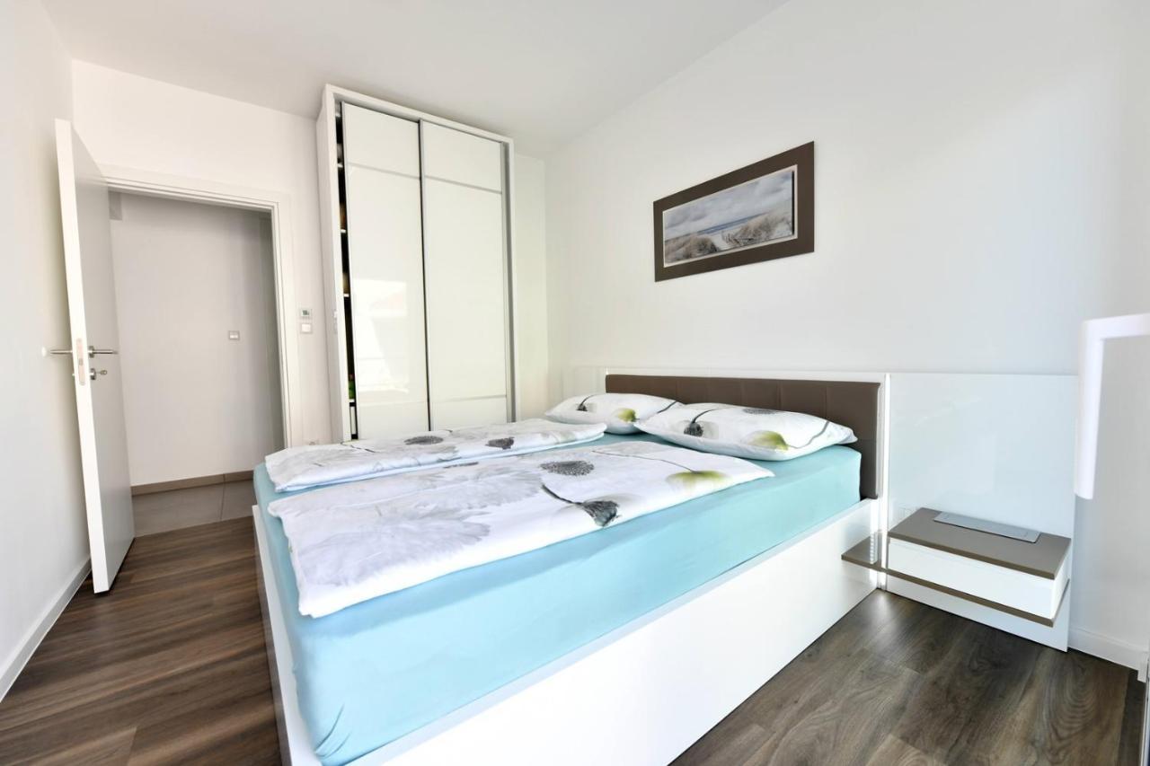 Apartments Mary Malinska Zewnętrze zdjęcie