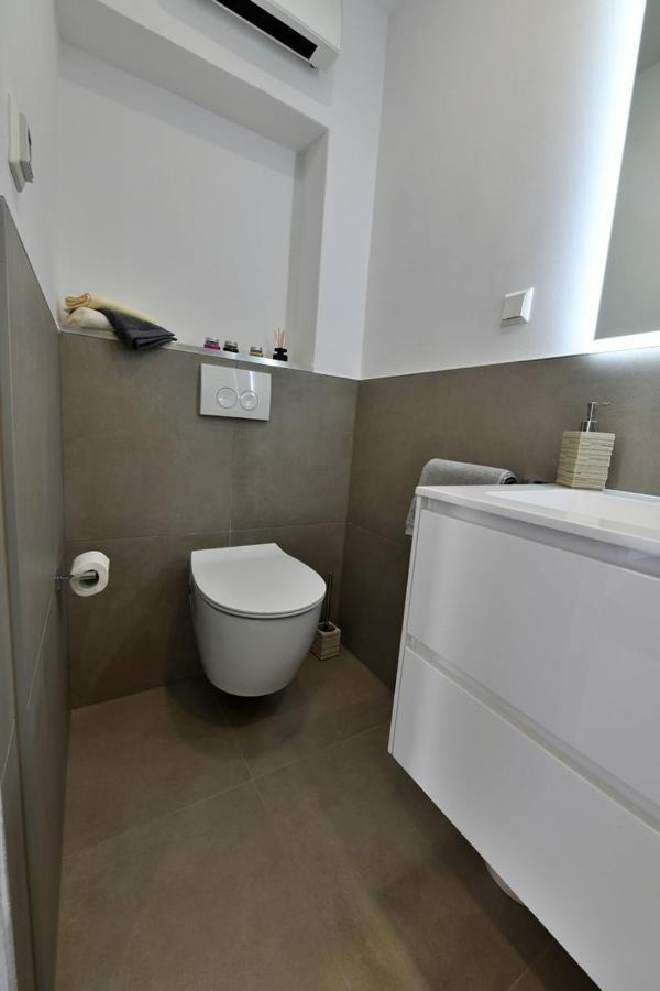 Apartments Mary Malinska Zewnętrze zdjęcie